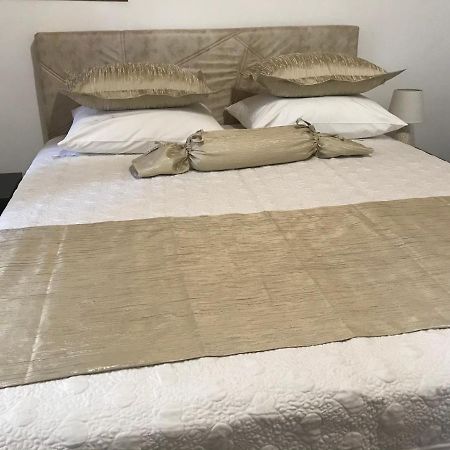 Center Apartment Neno Split Eksteriør bilde